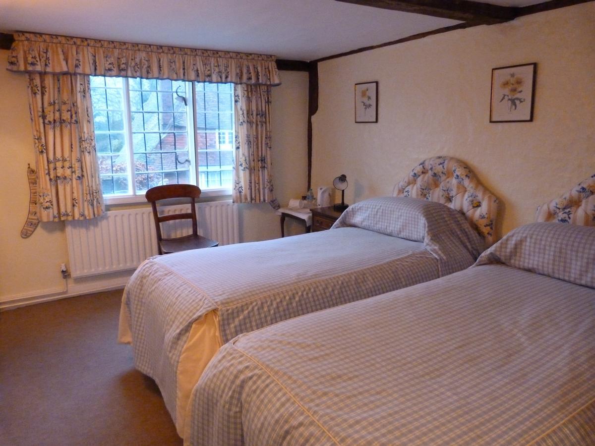Tudor Cottage Ашфорд Экстерьер фото